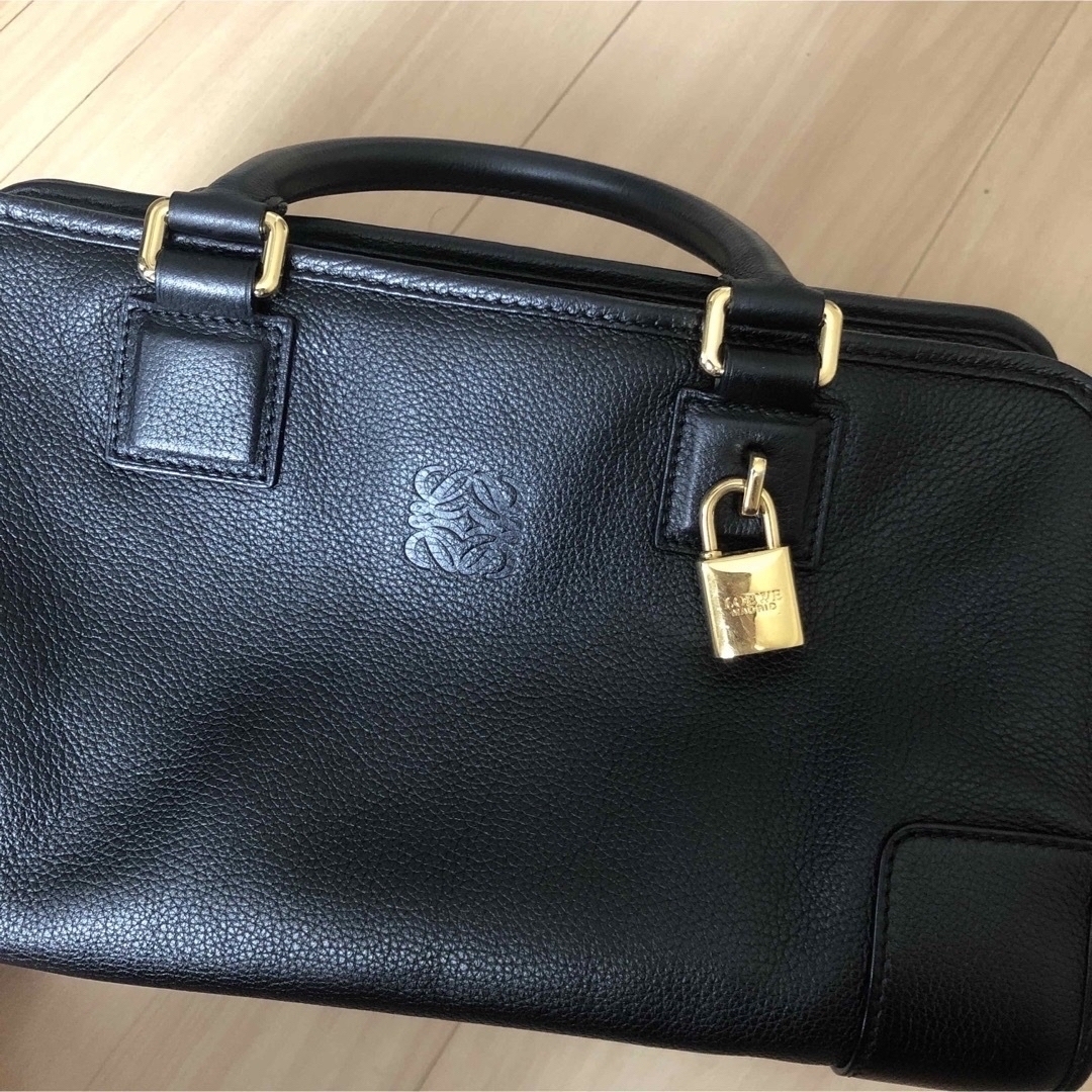 LOEWE(ロエベ)のロエベ loewe アマソナ　28 ハンドバッグ　黒 レディースのバッグ(ハンドバッグ)の商品写真