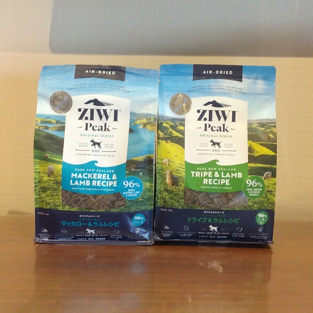 ZIWI(ジウィピーク)のZiwi マッカロー&ラム、トライプ&ラム１kg その他のペット用品(ペットフード)の商品写真