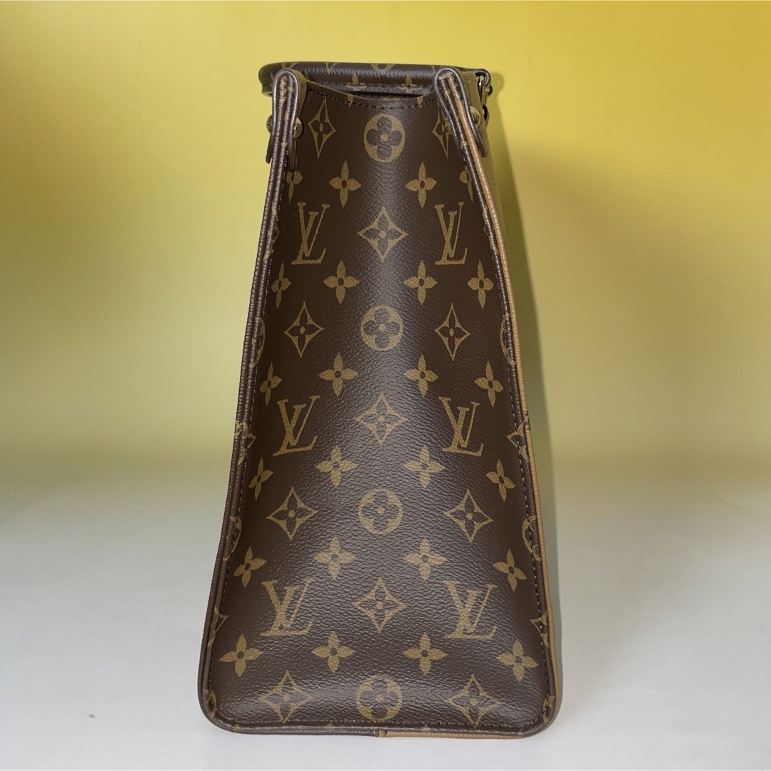 Louis Vuitton 極美品 ジャイアント モノグラム オンザゴー MM