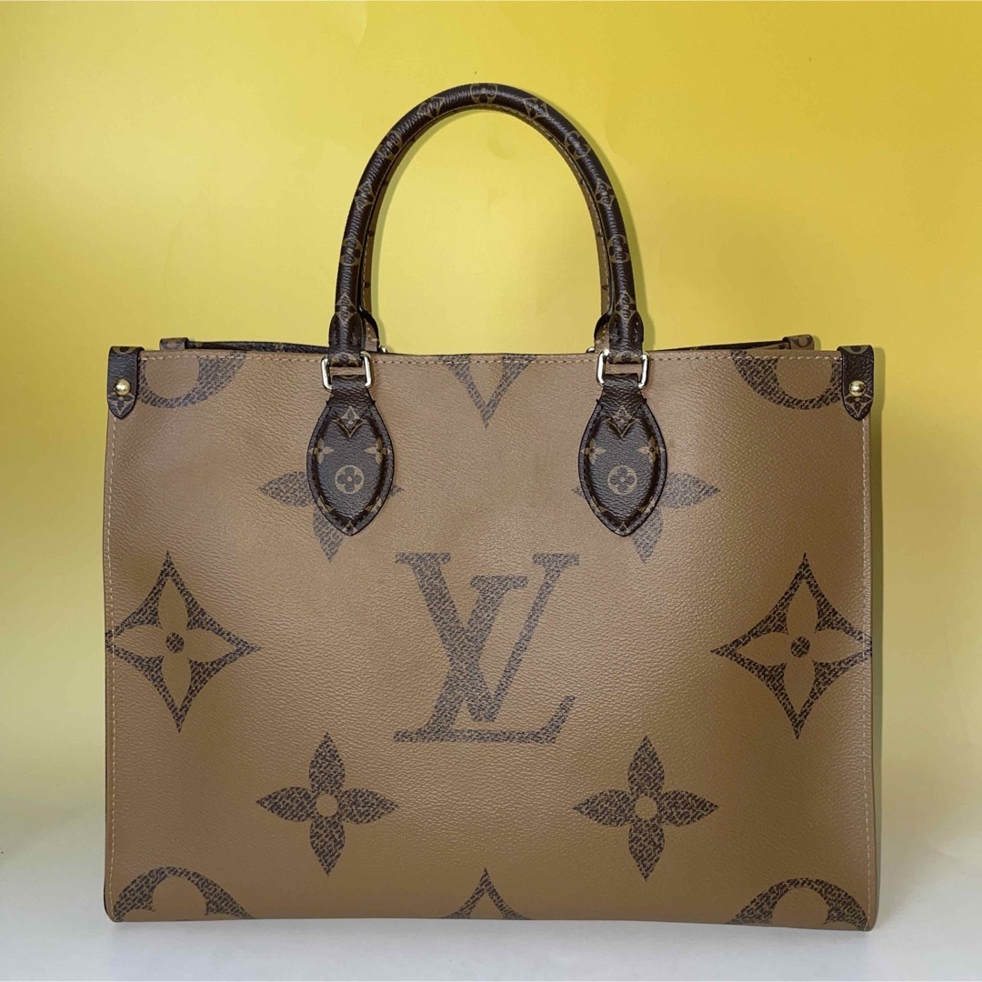 Louis Vuitton 極美品 ジャイアント モノグラム オンザゴー MM