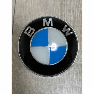 ビーエムダブリュー(BMW)の送料無料 BMW ボンネット リア エンブレム82㎜ (車種別パーツ)