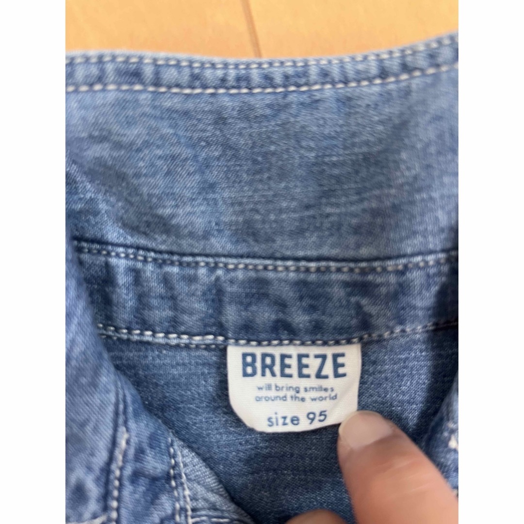 BREEZE(ブリーズ)のBREEZE デニムワンピース 半袖 95 キッズ/ベビー/マタニティのキッズ服女の子用(90cm~)(ワンピース)の商品写真