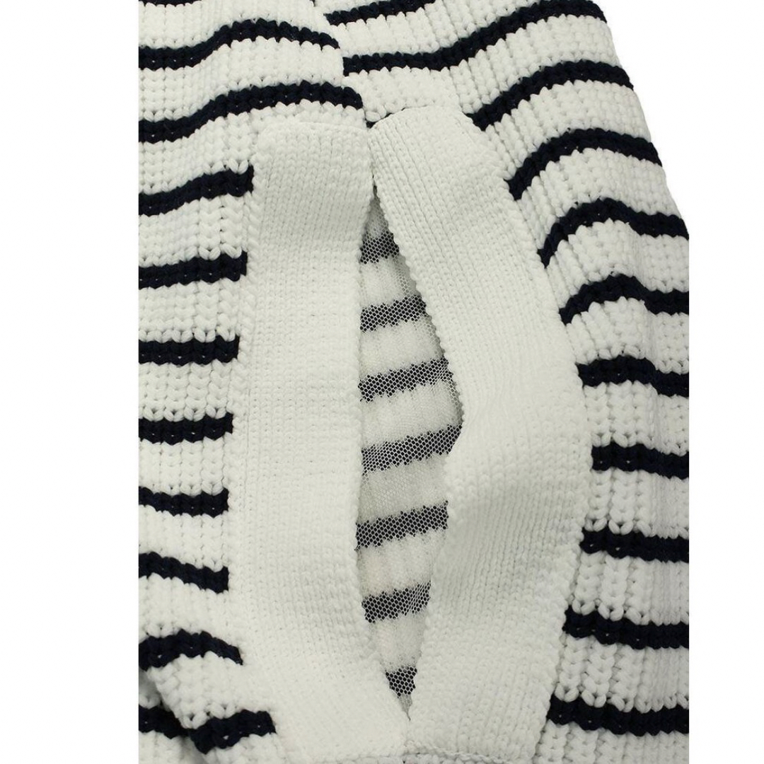 sacai(サカイ)のsacai Horizontal Stripe Knit Cape  レディースのトップス(ニット/セーター)の商品写真