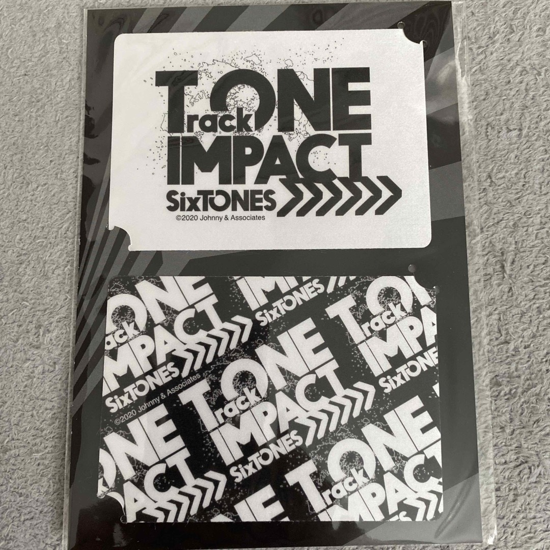 SixTONES(ストーンズ)のTrackONE IMPACT SixTONES ステッカー エンタメ/ホビーのタレントグッズ(アイドルグッズ)の商品写真