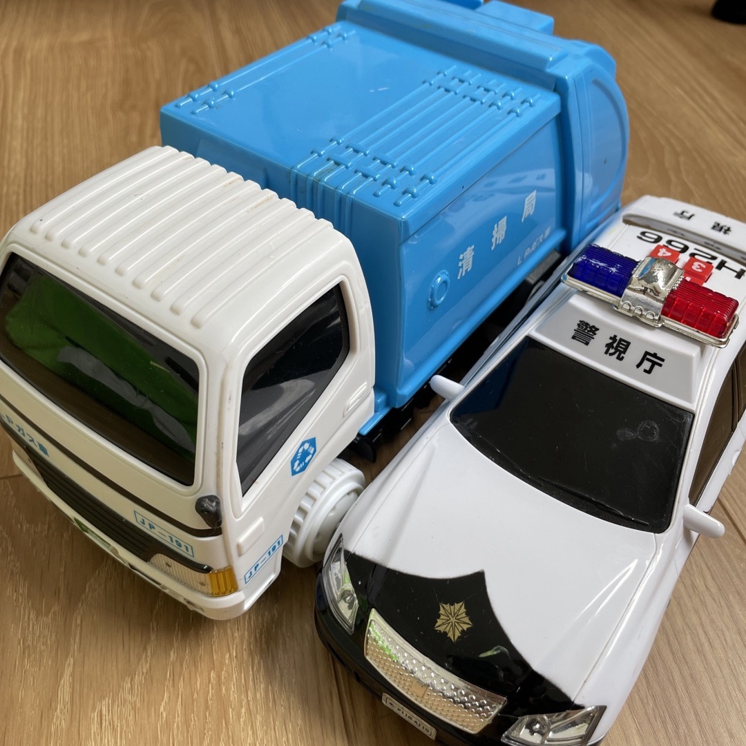 TOYCO(トイコー)のミニサウンド　クラウンパトカー　清掃車 キッズ/ベビー/マタニティのおもちゃ(電車のおもちゃ/車)の商品写真