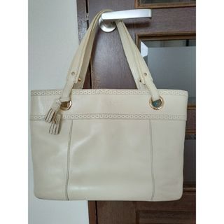 ケイトスペードニューヨーク(kate spade new york)のkate spadeショルダーバッグ(ハンドバッグ)