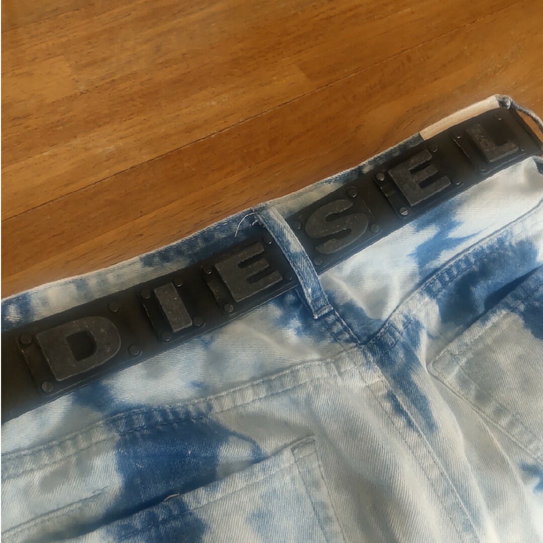 DIESEL 高級感ありのベルト。ユニセックス。 - ベルト