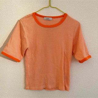 シマムラ(しまむら)のオレンジ　トップス(Tシャツ(半袖/袖なし))