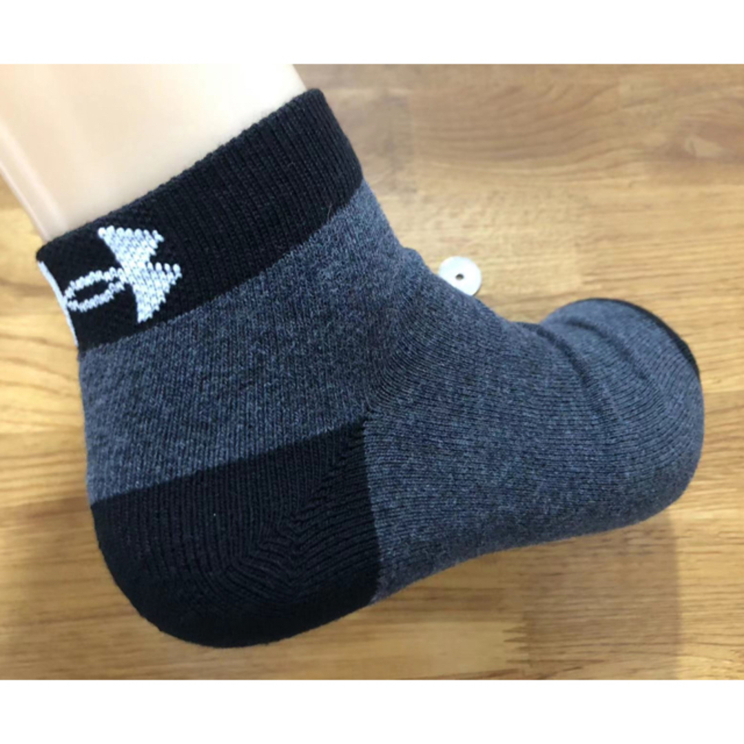 UNDER ARMOUR(アンダーアーマー)の新品アンダーアーマーUNDER ARMOUR メンズソックス4足セット111 メンズのレッグウェア(ソックス)の商品写真