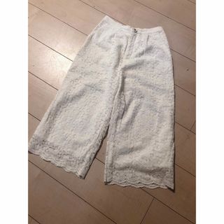 ミッシュマッシュ(MISCH MASCH)のレースカットワーク　クロップドパンツ(クロップドパンツ)