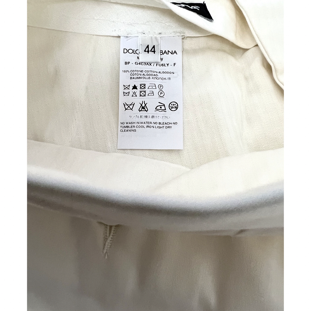 DOLCE&GABBANA(ドルチェアンドガッバーナ)の未使用タグ付き DOLCE&GABBANA コットン ハーフ パンツ ホワイト メンズのパンツ(ショートパンツ)の商品写真
