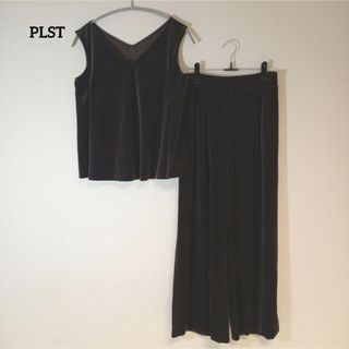 プラステ(PLST)のプラステ plst ベロア セットアップ ノースリーブ パンツ S 黒(セット/コーデ)