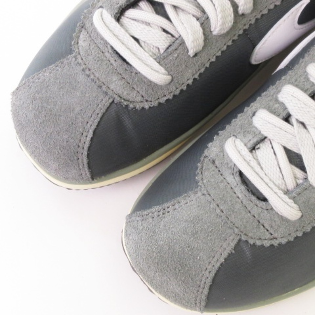 NIKE(ナイキ)のナイキ サカイ 美品 22年 ズーム コルテッツ スニーカー グレー 27cm メンズの靴/シューズ(スニーカー)の商品写真