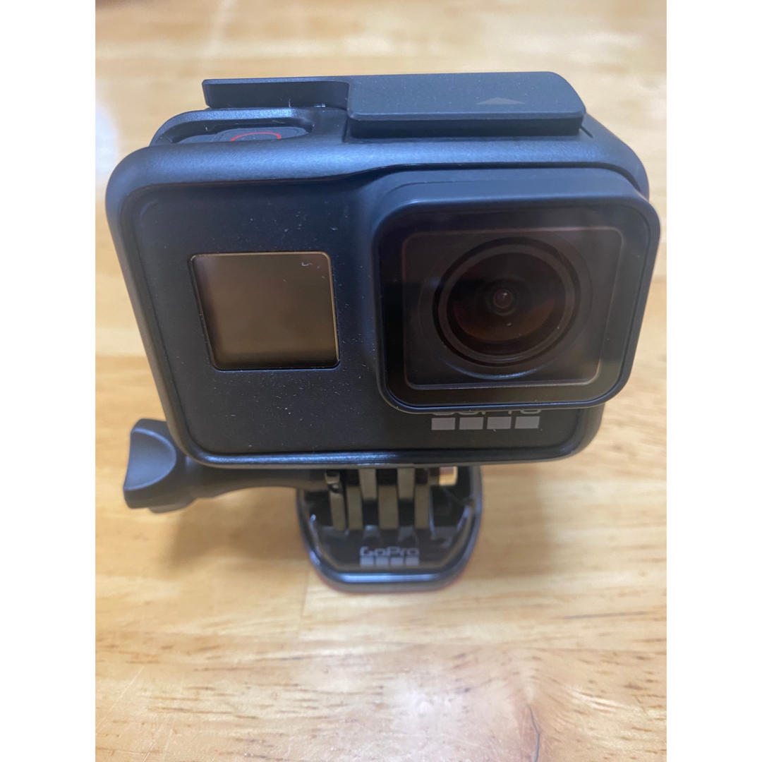 GoPro(ゴープロ)のGoPro HERO 7 BLACK スマホ/家電/カメラのカメラ(ビデオカメラ)の商品写真