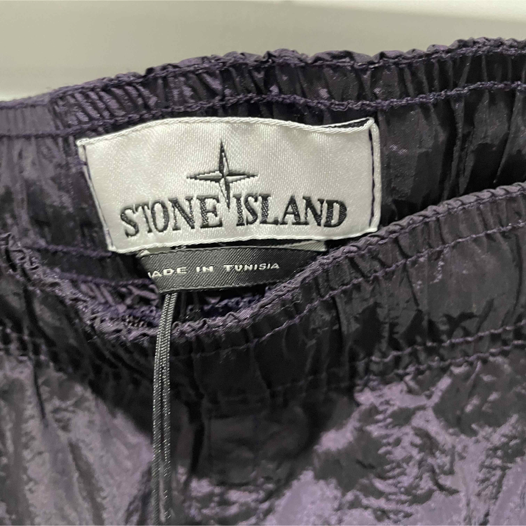 STONE ISLAND(ストーンアイランド)のStone island shorts ストーンアイランド ナイロンショーツ メンズのパンツ(ショートパンツ)の商品写真