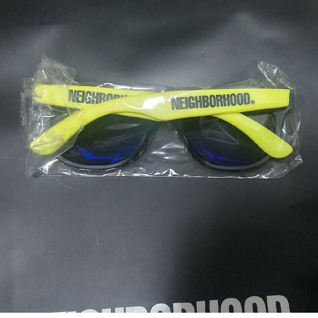 NEIGHBORHOOD(ネイバーフッド)の新品未使用neighborhood COLOR FRAME SUNGLASSES メンズのファッション小物(サングラス/メガネ)の商品写真