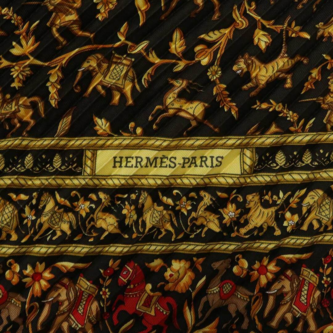 エルメス カレ 90 プリーツスカーフ CHASSE EN INDE インドの狩猟 スカーフ シルク100％ ダークブラウン 茶 箱付 HERMES（未使用　展示品）