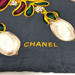 ビンテージ　CHANEL シルクスカーフ　ネックレス総柄　ジュエリー柄