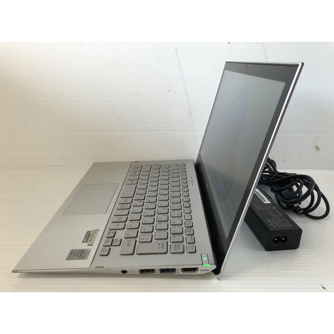 薄型シルバーVAIO／タッチパネル／Core i7／SSD／8G／BD／TV付