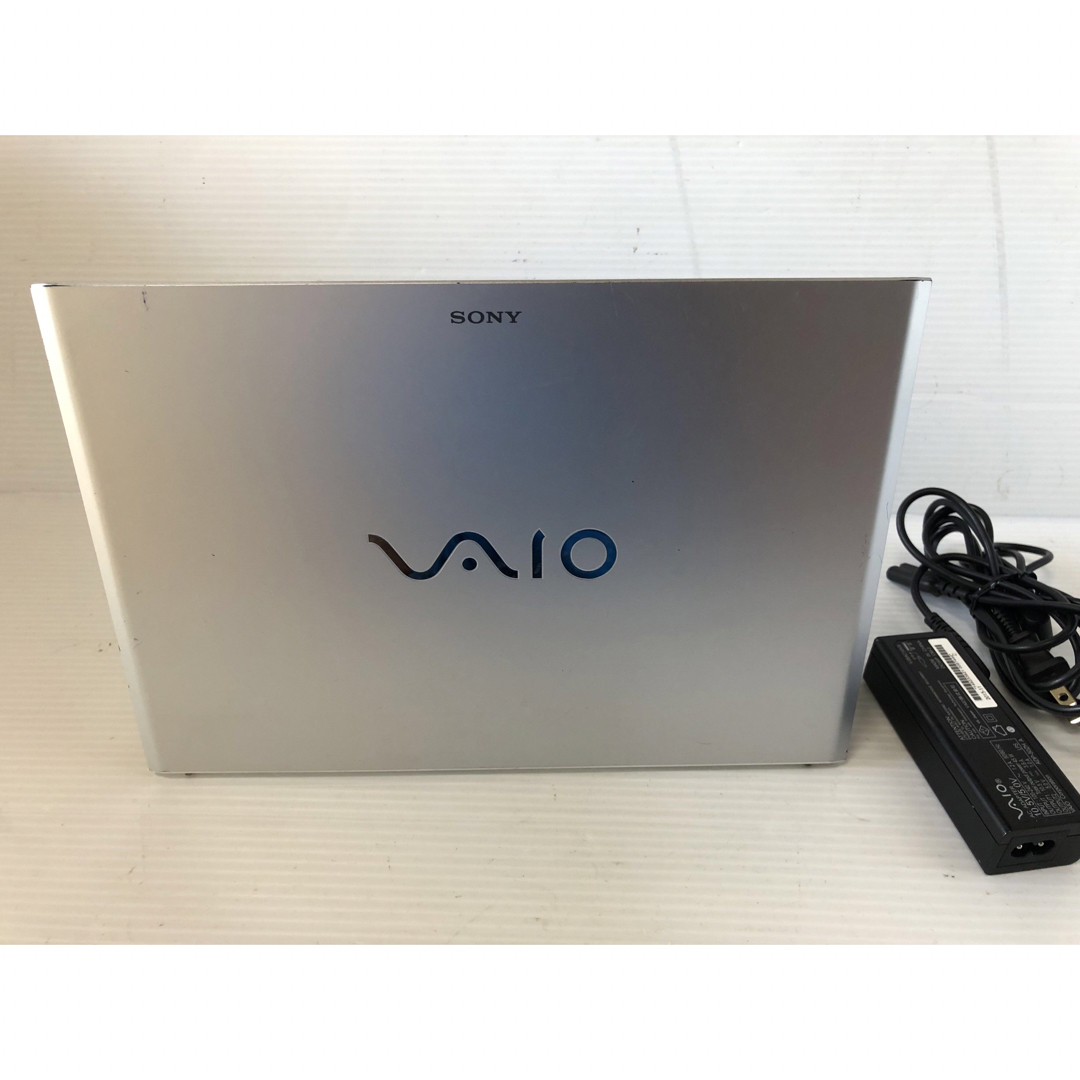 薄型シルバーVAIO／タッチパネル／Core i7／SSD／8G／BD／TV付