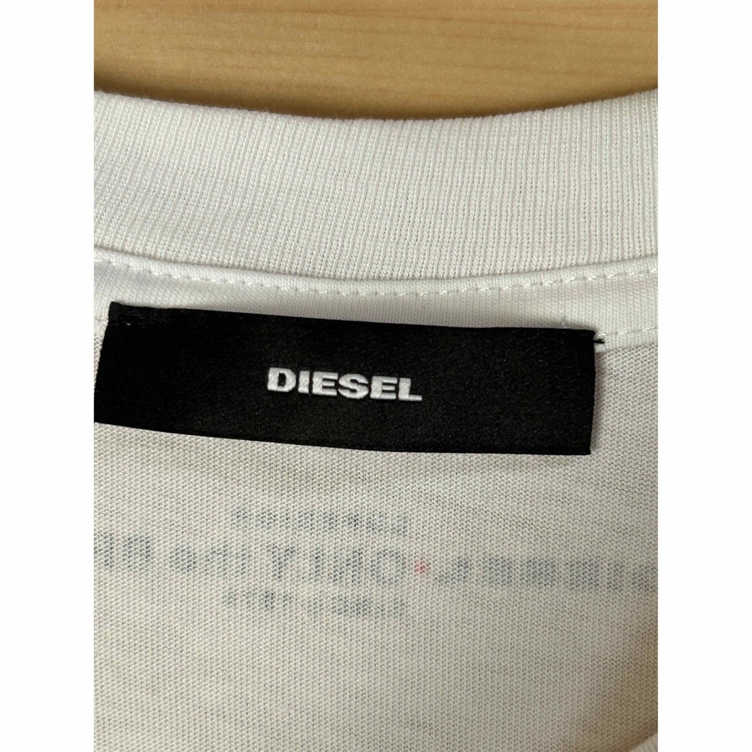 DIESEL(ディーゼル)のDIESEL ディーゼル　tシャツ プリントロゴ レディースのトップス(Tシャツ(半袖/袖なし))の商品写真