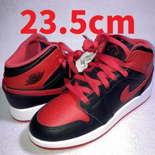 NIKE - エアジョーダン1 MID GS 黒 赤 白 23.5cm 箱付きの通販 by ...