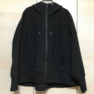 ユニクロ(UNIQLO)のユニクロ +J ドライスウェットフルジップパーカ 黒 L(パーカー)