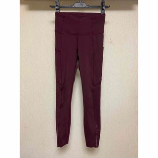 超激安 【さくら様専用】【ルルレモン】ヨガレギンス 紫クロップ丈