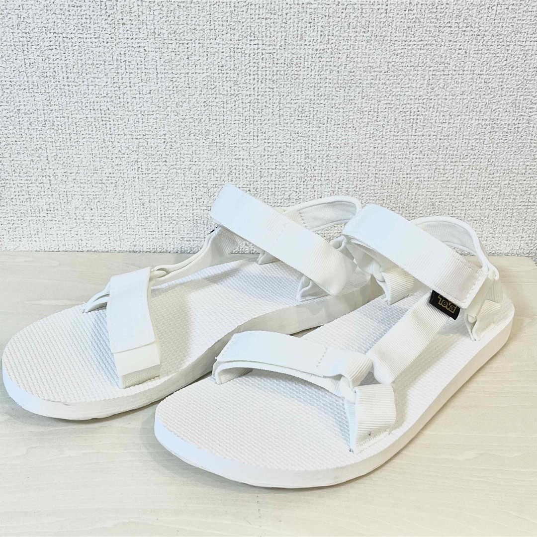 Teva(テバ)の【美品】TEVA オリジナル ユニバーサル　ホワイト メンズの靴/シューズ(サンダル)の商品写真