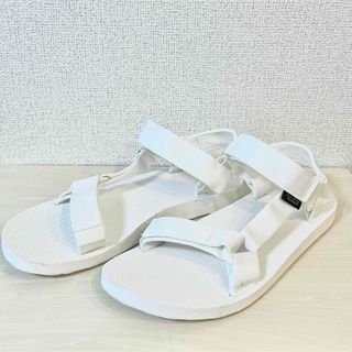 テバ(Teva)の【美品】TEVA オリジナル ユニバーサル　ホワイト(サンダル)