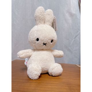 ミッフィー(miffy)の人気‼️ミッフィー23cmぬいぐるみ　タオル地　ホワイト(ぬいぐるみ)