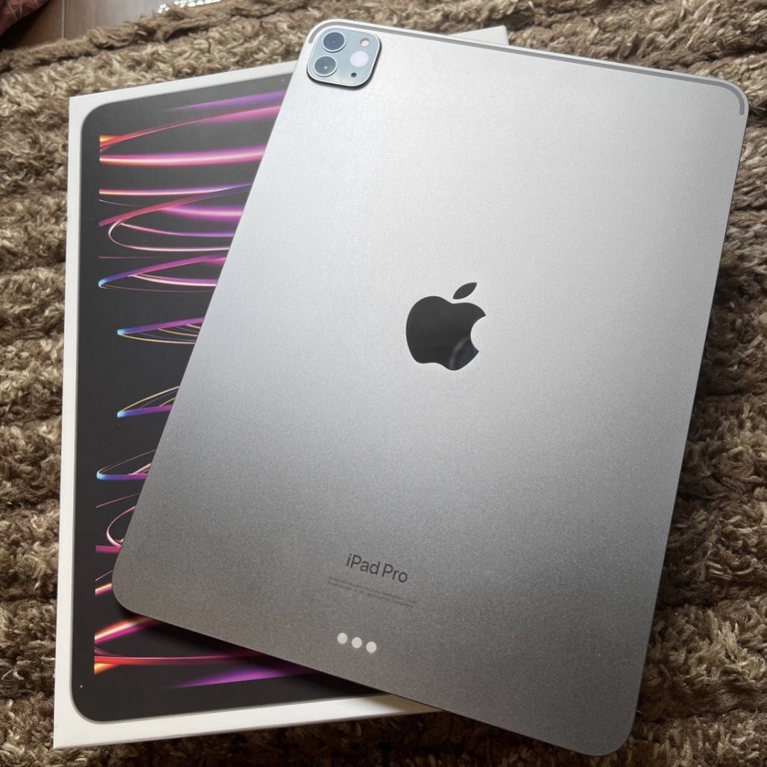 iPad(アイパッド)のiPad Pro 11インチ　128GB 第4世代 スマホ/家電/カメラのPC/タブレット(タブレット)の商品写真