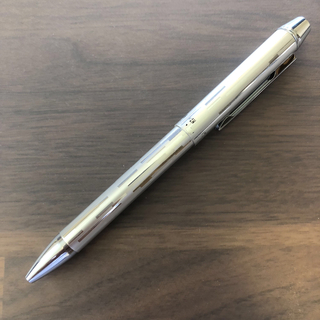 セーラー(Sailor)のセーラー万年筆 メタリノ4 シルバー 多機能ペン 3色+シャープ(ペン/マーカー)