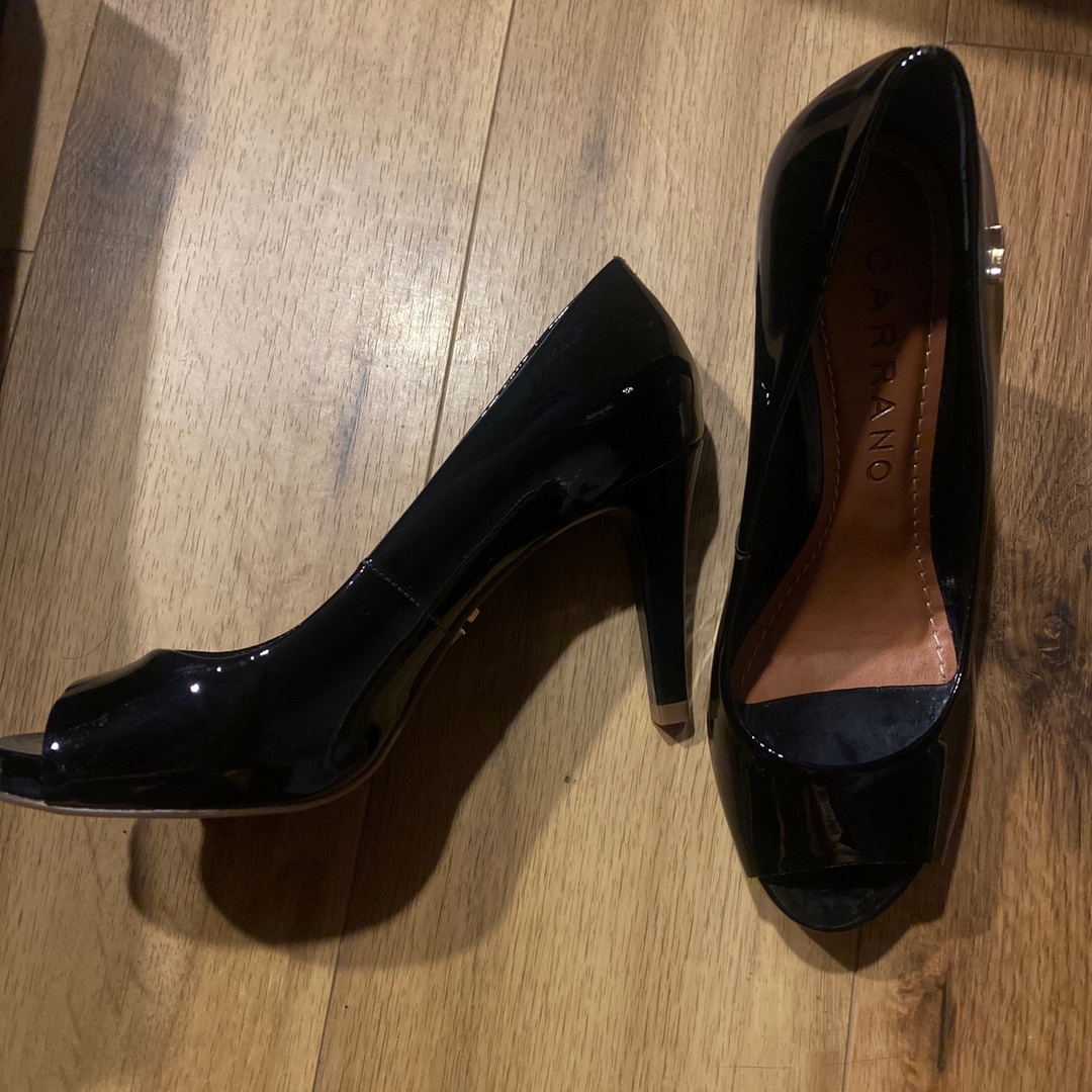 新品 CARRANO オープントゥパンプス