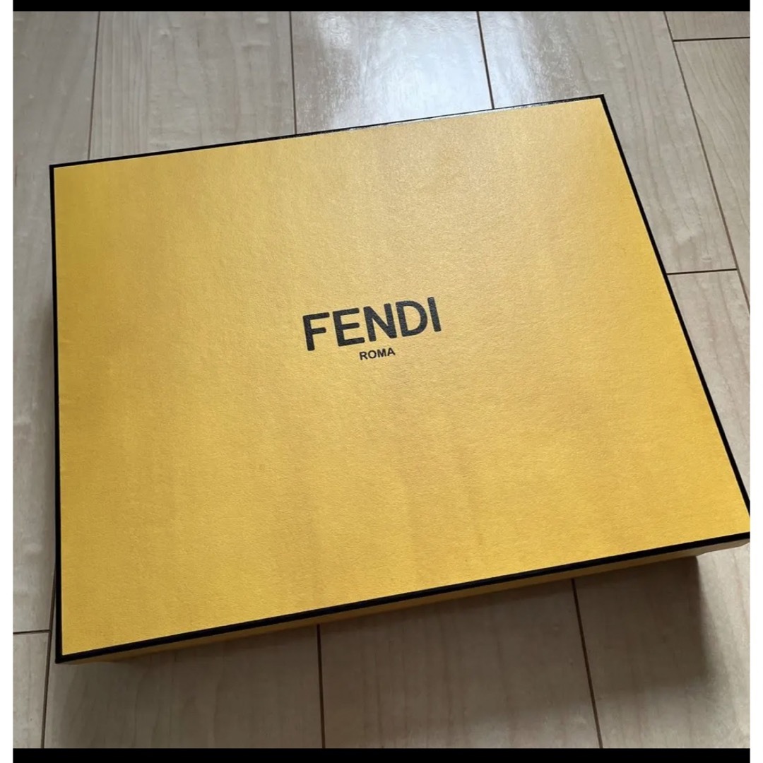 FENDI(フェンディ)のフェンディの空箱 レディースのバッグ(ショップ袋)の商品写真