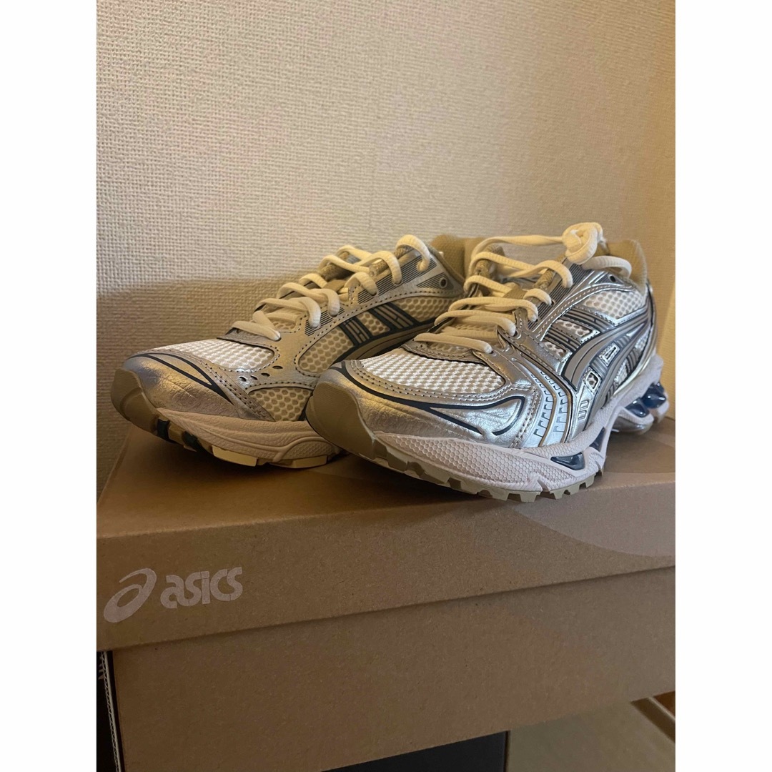 asics(アシックス)のAsics Gel-Kayano 14 1201A019-105 23 レディースの靴/シューズ(スニーカー)の商品写真