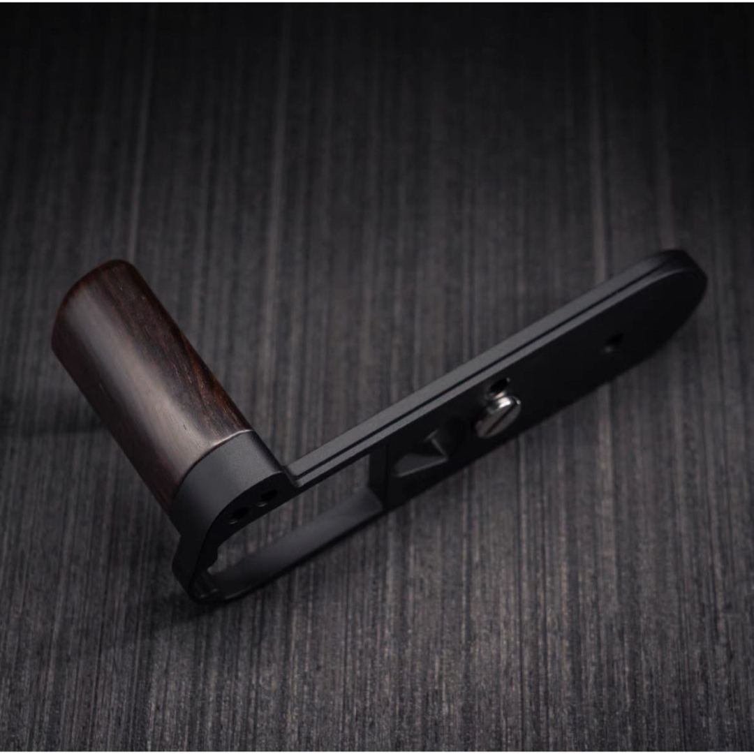 新品 LEICA ライカ m11用 ハンドグリップの通販 by yoshi's shop 新品 LEICA ライカ m11用 ハンドグリップの通販 by yoshi's shop