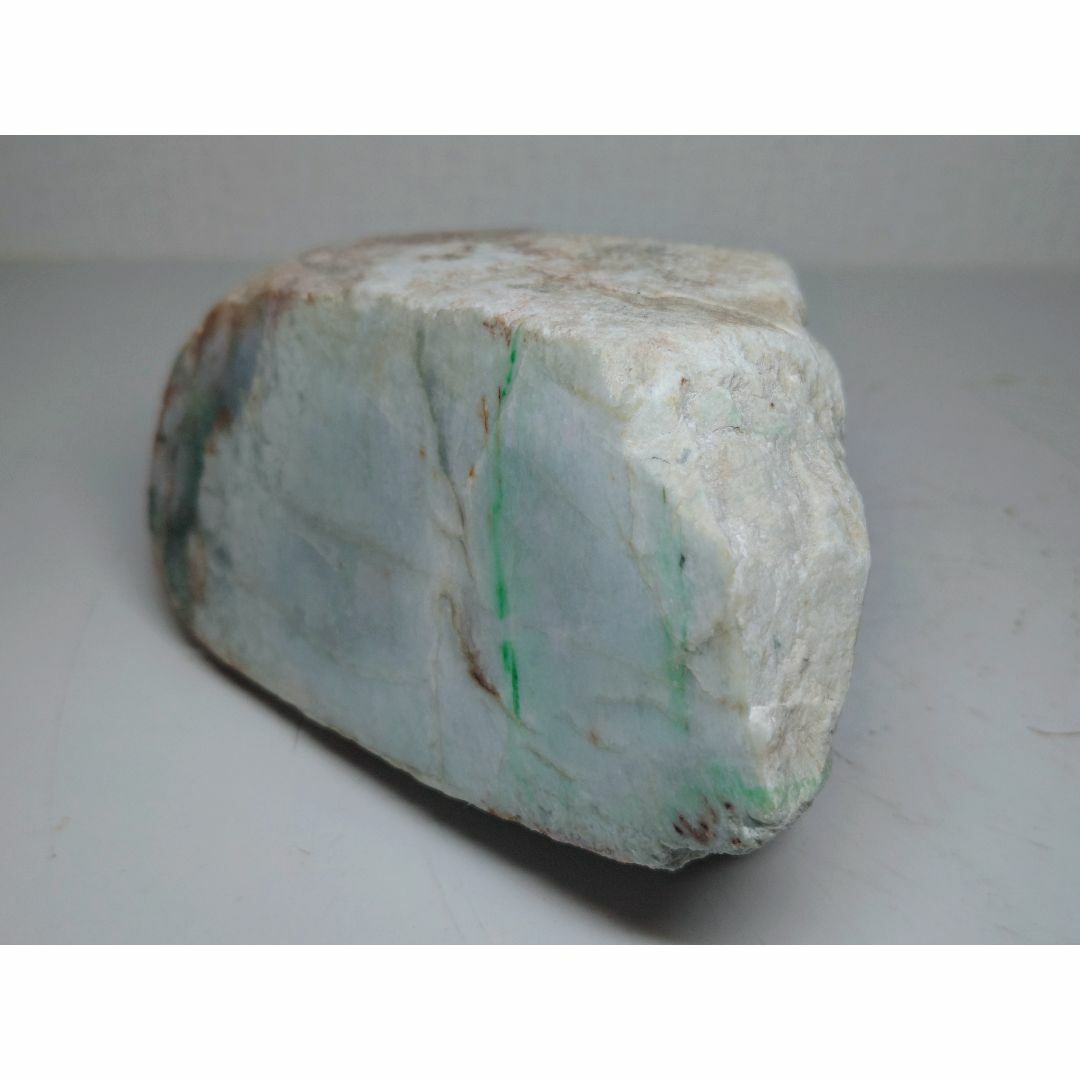 ミント 2.7kg 翡翠 ヒスイ 原石 鑑賞石 自然石 鉱物 誕生石 宝石 水石