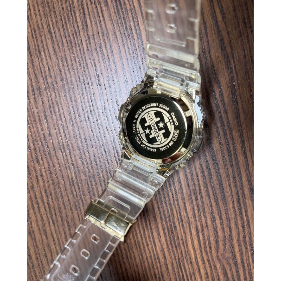 CASIO(カシオ)のカシオ Gショック DW-5735E-7JR グレイシアゴールド メンズの時計(腕時計(デジタル))の商品写真