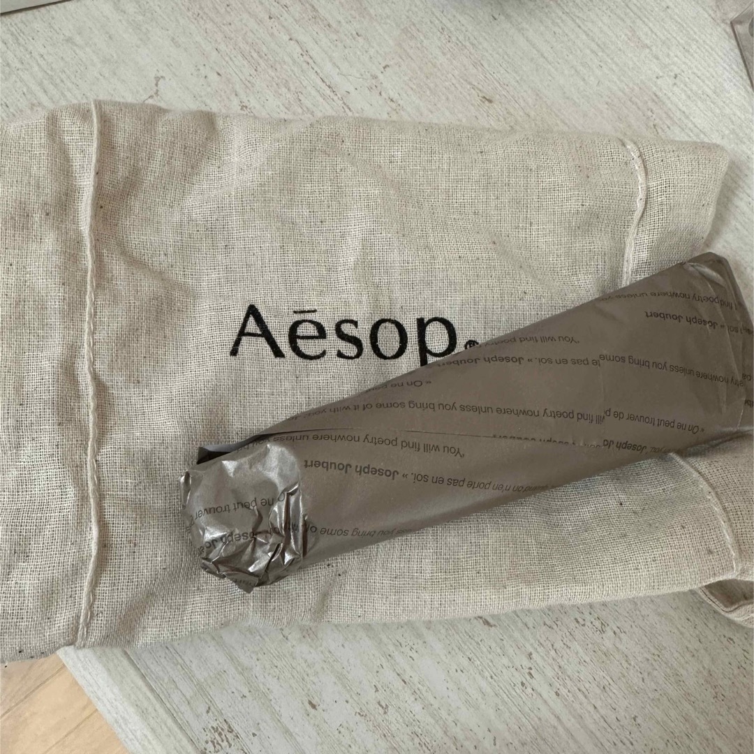 Aesop(イソップ)のaesop アンドラム アロマティック ハンドバーム コスメ/美容のボディケア(ハンドクリーム)の商品写真