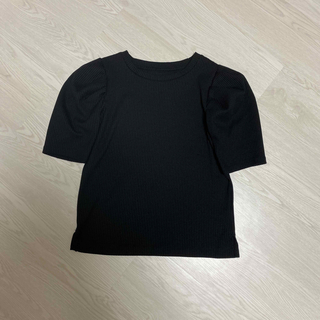 ジーユー(GU)のＧＵ　カットTシャツ　ブラック　S(カットソー(半袖/袖なし))