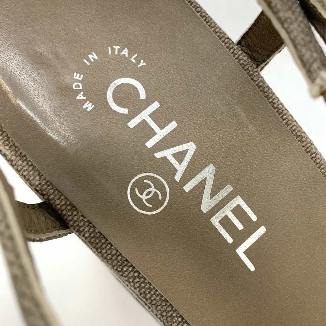 CHANEL(シャネル)の7473 シャネル ファブリック ココマーク チェーン ウェッジソール サンダル レディースの靴/シューズ(サンダル)の商品写真