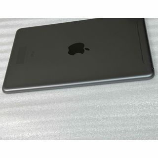 SIMフリー iPad mini 第5世代 64GB  MUX52J/A 一括○