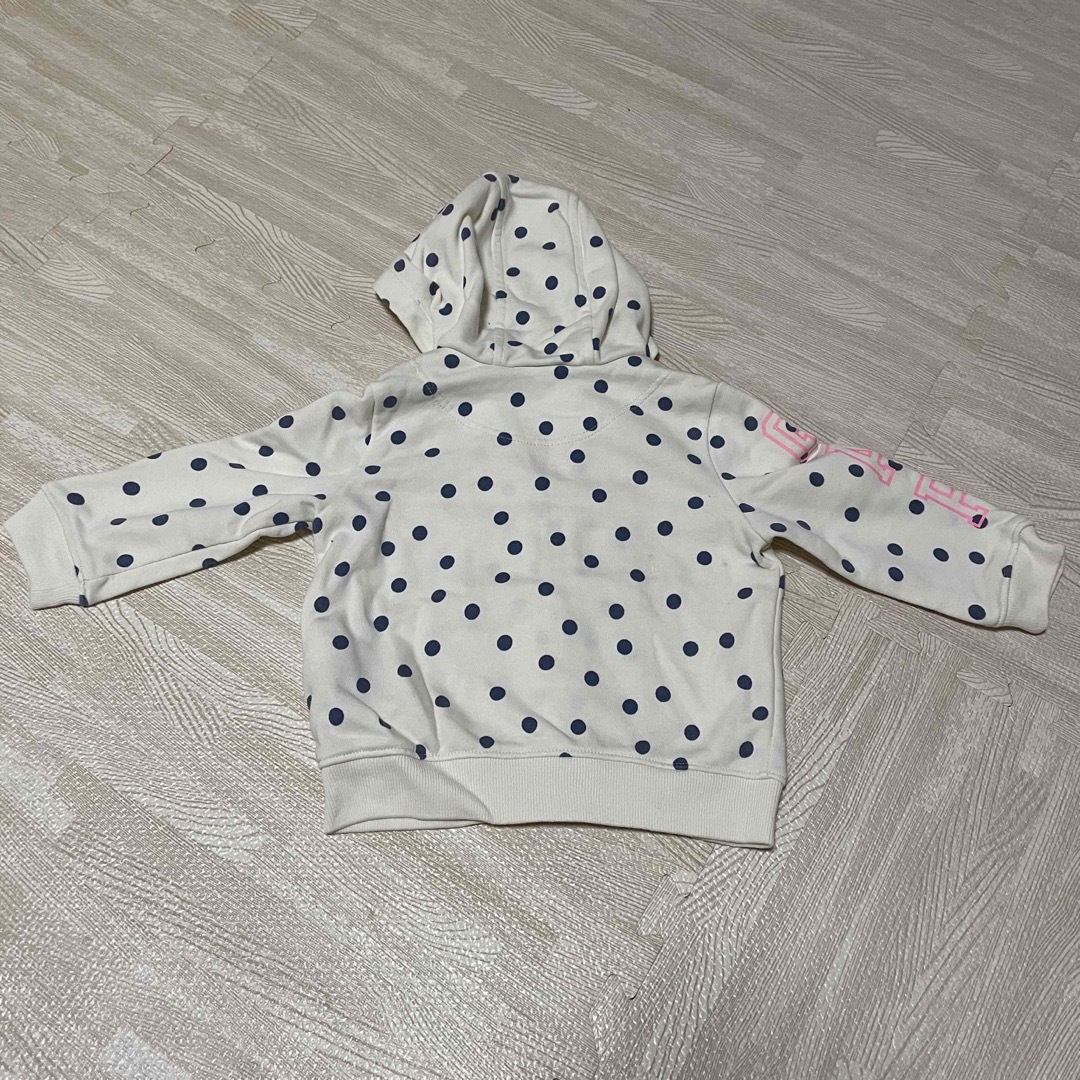 GAP Kids(ギャップキッズ)のGAP ジップパーカー キッズ/ベビー/マタニティのベビー服(~85cm)(トレーナー)の商品写真