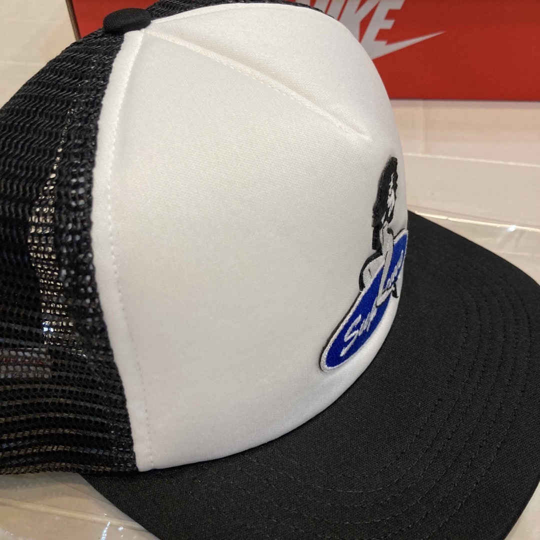 Supreme Pin Up Mesh Back 5-Panel