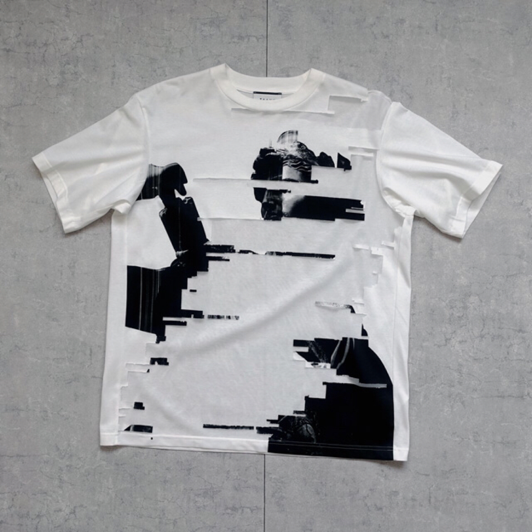 ISSEY MIYAKE - 〈新品未使用タグ付〉TAAKK / T-shirtsの通販 by