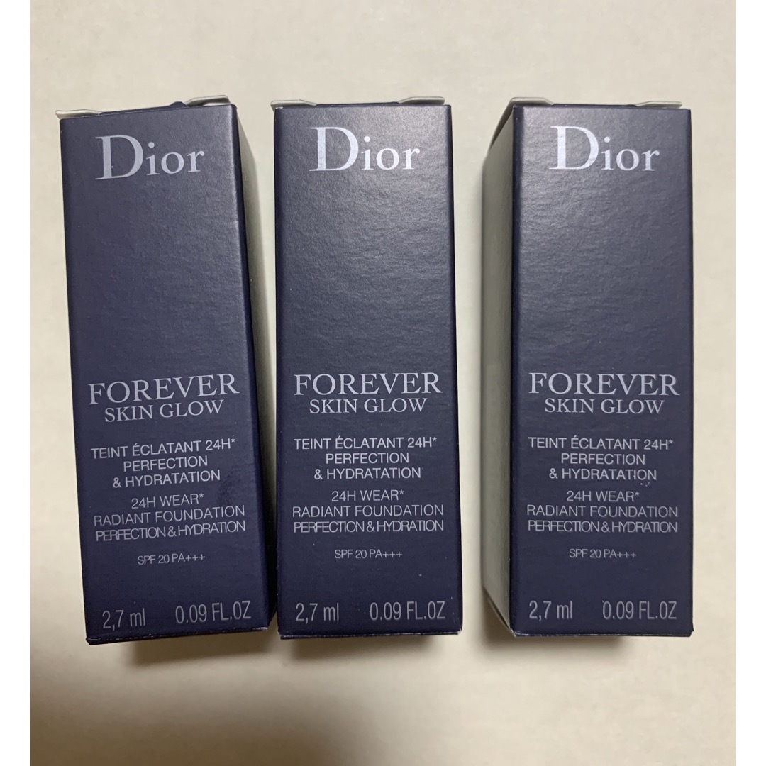 Dior(ディオール)のディオールスキン フォーエヴァー フルイド グロウ 1N サンプル3個 コスメ/美容のベースメイク/化粧品(ファンデーション)の商品写真