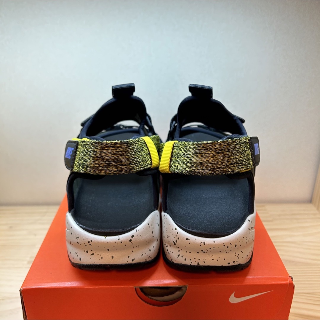 NIKE(ナイキ)の ナイキ キャニオン サンダル 26.0cm CI8797-301 メンズの靴/シューズ(サンダル)の商品写真