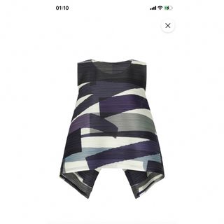 プリーツプリーズイッセイミヤケ(PLEATS PLEASE ISSEY MIYAKE)の【人気商品】トップスJK714(カットソー(半袖/袖なし))