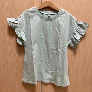 ジーユー(GU)の【美品】GU ★ くすみグリーンの袖フリルカットソー　サイズ140  おでかけ(Tシャツ/カットソー)